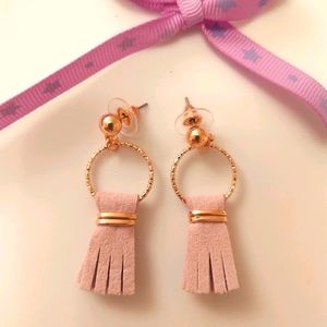 Leather tassel earrings,super cute gold,brand new!